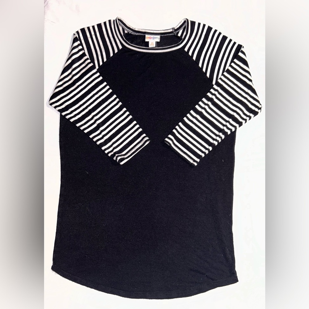 LuLaRoe 3/4 sleeve knit Randy tee, XS